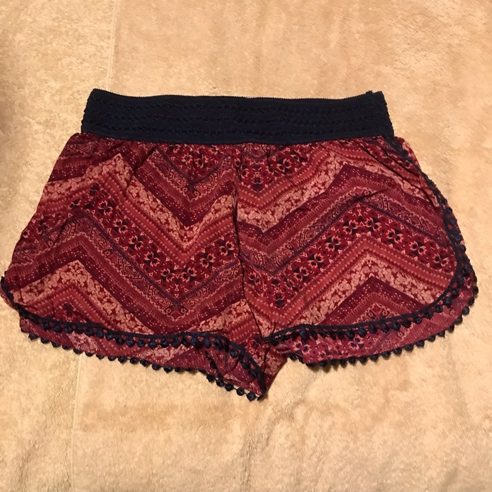 No Boundaries | Junior’s Medium Pink & Navy Shorts